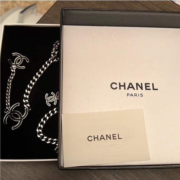 Chanel vintage Belt (or necklace) with Box and Tags - Picture 3 of 15